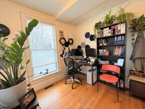 43 Kent St, Unit 3 in Somerville, MA - Building Photo - Building Photo