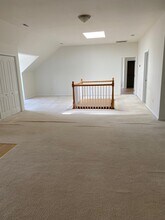 97 Mount Soma Blvd, Unit Upstairs Unit B in Clyde, NC - Foto de edificio - Building Photo