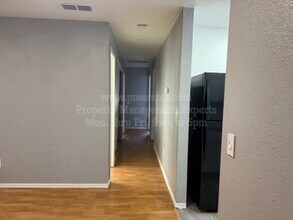 2414 Fleury Way in Stockton, CA - Building Photo - Building Photo