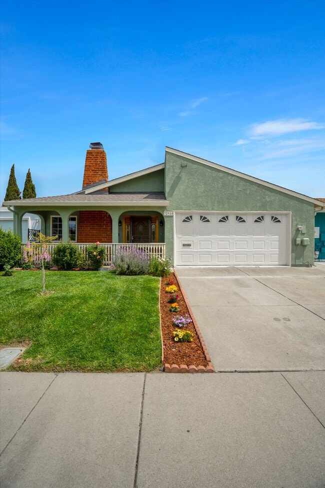 32980 Lake Mead Dr in Fremont, CA - Building Photo - Building Photo