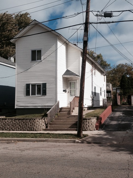 Investment Property/ Cashflow in Waukegan, IL - Building Photo