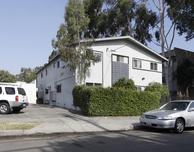 6215 Beck Ave in North Hollywood, CA - Building Photo - Building Photo