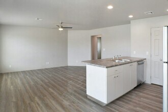 606 Ashland Ave in Friona, TX - Building Photo - Building Photo