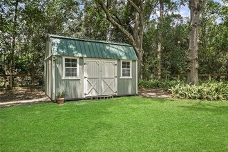 2122 Stadium Dr in Alvin, TX - Building Photo - Building Photo