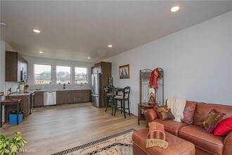 1371 Keosauqua Way in Des Moines, IA - Building Photo - Building Photo