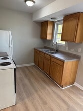 101 E Bannon St in Dwight, IL - Foto de edificio - Building Photo