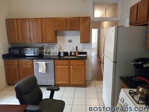 190 Highland St in Boston, MA - Building Photo - Building Photo