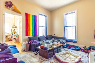 18 Cobden St in Boston, MA - Foto de edificio - Building Photo