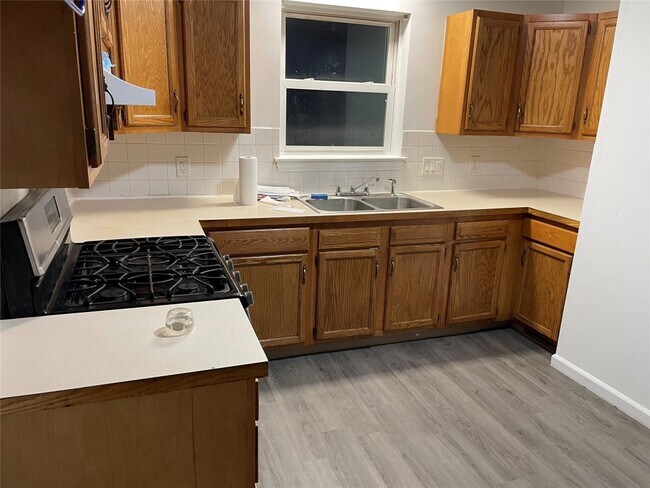 32 Virgil St, Unit 1ST FLOOR in Binghamton, NY - Building Photo - Building Photo