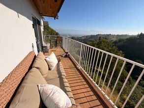 3910 Cody Rd in Sherman Oaks, CA - Building Photo - Building Photo