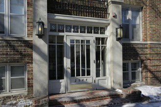 Superior in Minneapolis, MN - Foto de edificio - Building Photo