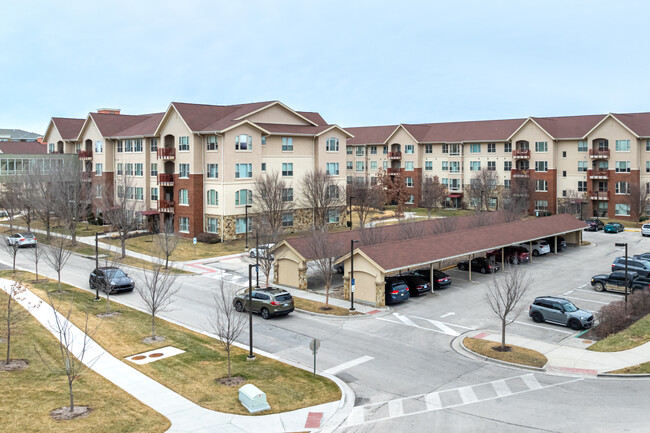 Fountain View in Overland Park, KS - Building Photo - Building Photo