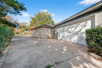 20706 Emerald St in Prairie View, TX - Building Photo - Building Photo