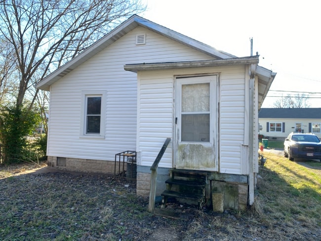 873 Mildred Ave in Sauget, IL - Foto de edificio - Building Photo