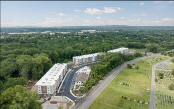 5 Soldier Hill Rd in Paramus, NJ - Building Photo - Building Photo