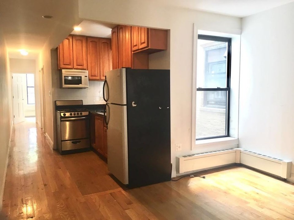 1294 Halsey St in Brooklyn, NY - Building Photo