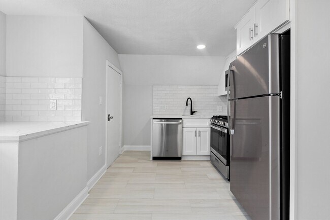 421 Salem St, Unit #4 in Medford, MA - Building Photo - Building Photo