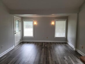 18499 Shady Side Dr in Brooksville, FL - Building Photo - Building Photo