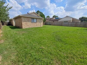 11727 Ridge Run Dr in Houston, TX - Building Photo - Building Photo