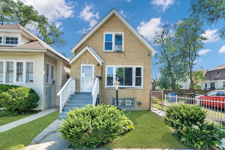 6645 S Seeley Ave, Unit 2 in Chicago, IL - Building Photo