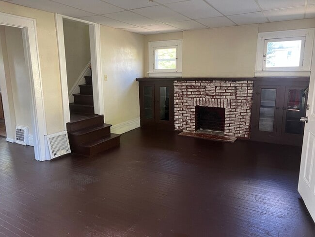 246 Gordon Dr in Akron, OH - Building Photo - Building Photo