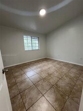 919 SE 16th Ct in Florida City, FL - Building Photo - Building Photo