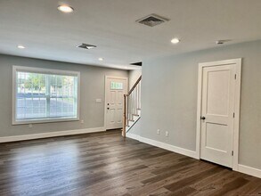 481 Norwich Ave in Colchester, CT - Building Photo - Building Photo