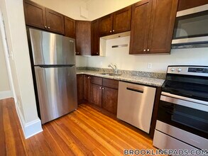 1463 Beacon St in Brookline, MA - Building Photo - Building Photo