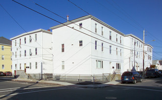 992 Pine St Apartments