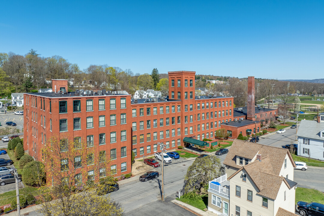 The Wellington in Leominster, MA - Building Photo