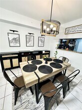 5975 SW 137th Ave in Miami, FL - Foto de edificio - Building Photo