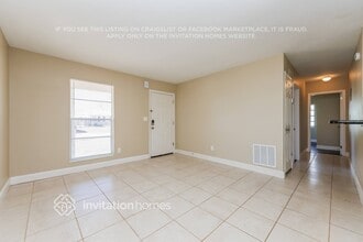 8505 Temple Park Dr in Tampa, FL - Building Photo - Building Photo