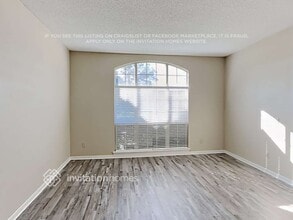 1733 Red Cypress Dr in Jacksonville, FL - Building Photo - Building Photo