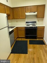 9006 Pickwick Village Terrace in Silver Spring, MD - Building Photo - Building Photo