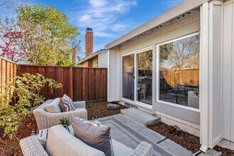 10995 Northseal Square in Cupertino, CA - Building Photo - Building Photo