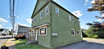 529 S Main St, Unit 531 in Old Forge, PA - Building Photo