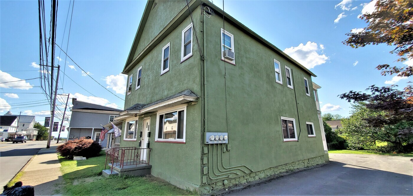 529 S Main St, Unit 531A in Old Forge, PA - Building Photo