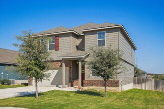 251 Antler Bnd in San Antonio, TX - Building Photo - Building Photo