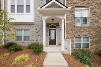 1313 Harris Way S in Atlanta, GA - Building Photo - Building Photo