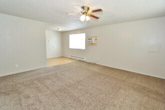 211 S Highland Dr in Middleton, ID - Building Photo - Building Photo