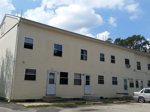 May Drive Apartments in Millville, NJ - Foto de edificio - Building Photo