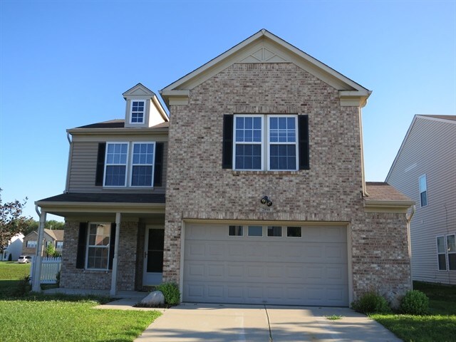 2898 Hearthside Dr in Greenwood, IN - Building Photo