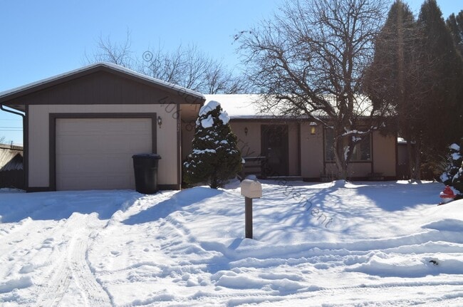 637 Chokecherry Pl