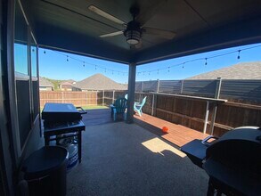 3021 Paint Horse St in Robinson, TX - Building Photo - Building Photo
