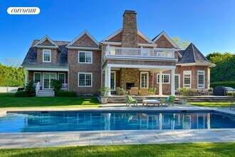 329 N Sea Mecox Rd in Southampton, NY - Building Photo - Building Photo