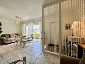 4201 S Ocean Blvd in South Palm Beach, FL - Building Photo - Building Photo