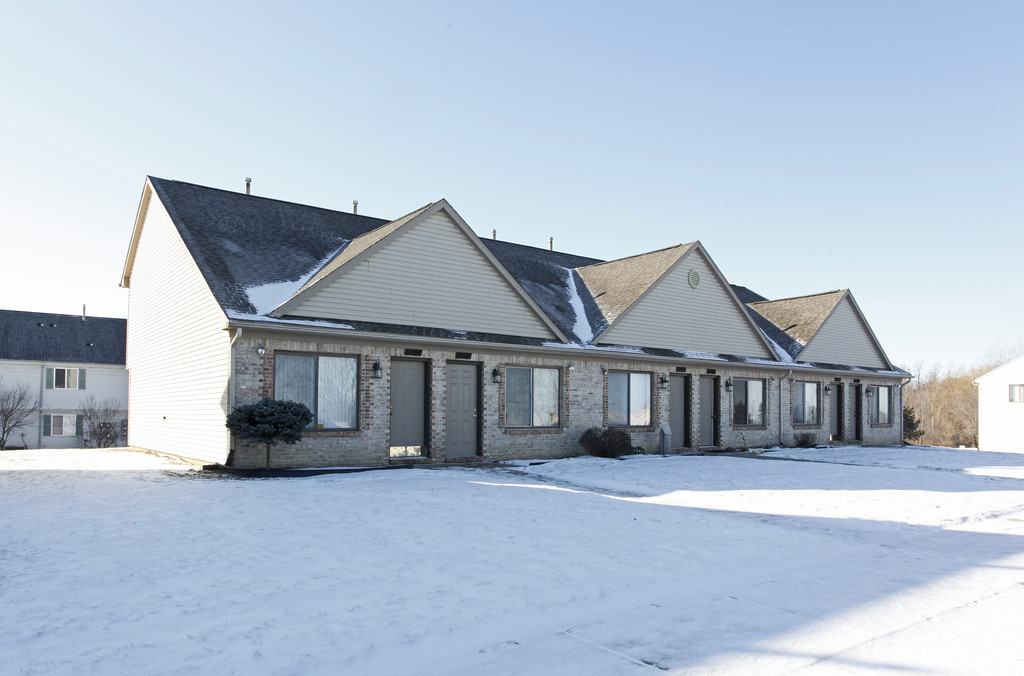 Davison Creekwood Apartments Davison, MI Apartments For Rent