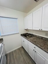 510 24th Ave N, Unit 603 in Lake Worth Beach, FL - Foto de edificio - Building Photo