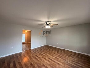 325 Lahonda Dr in Valparaiso, IN - Building Photo - Building Photo