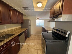3453 Wilson Dr, Unit 307 in Holiday, FL - Building Photo - Building Photo
